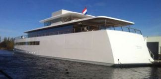 El yate de la familia Jobs se queda en Amsterdam por una disputa económica Yate de la familia Jobs