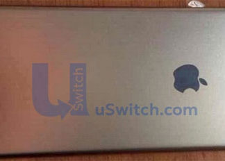 Supuesta carcasa de iPhone 6 con el logo de plástico
