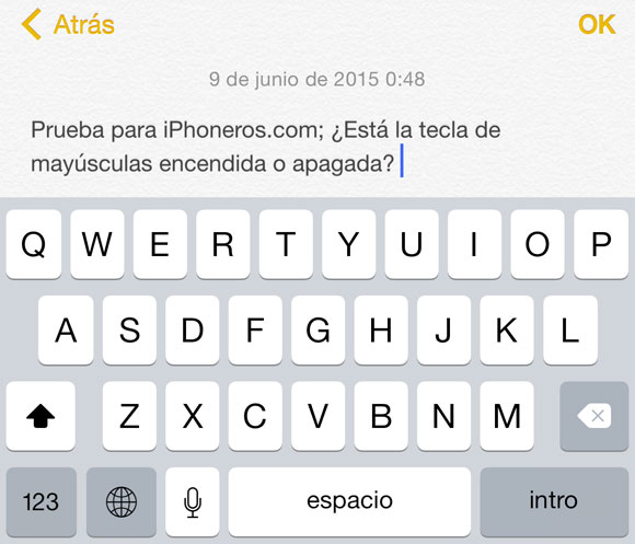 Problema de la tecla mayúsculas en el teclado virtual de iOS 7 y 8
