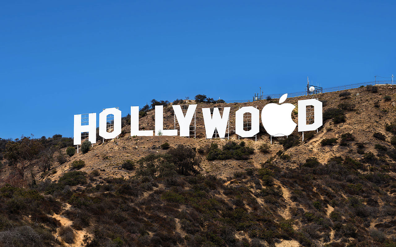Hollywood con el logo de Apple