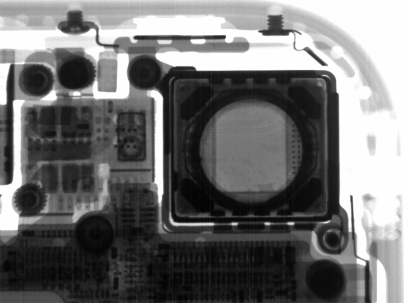 Módulo de cámara del iPhone 8 visto a rayos X