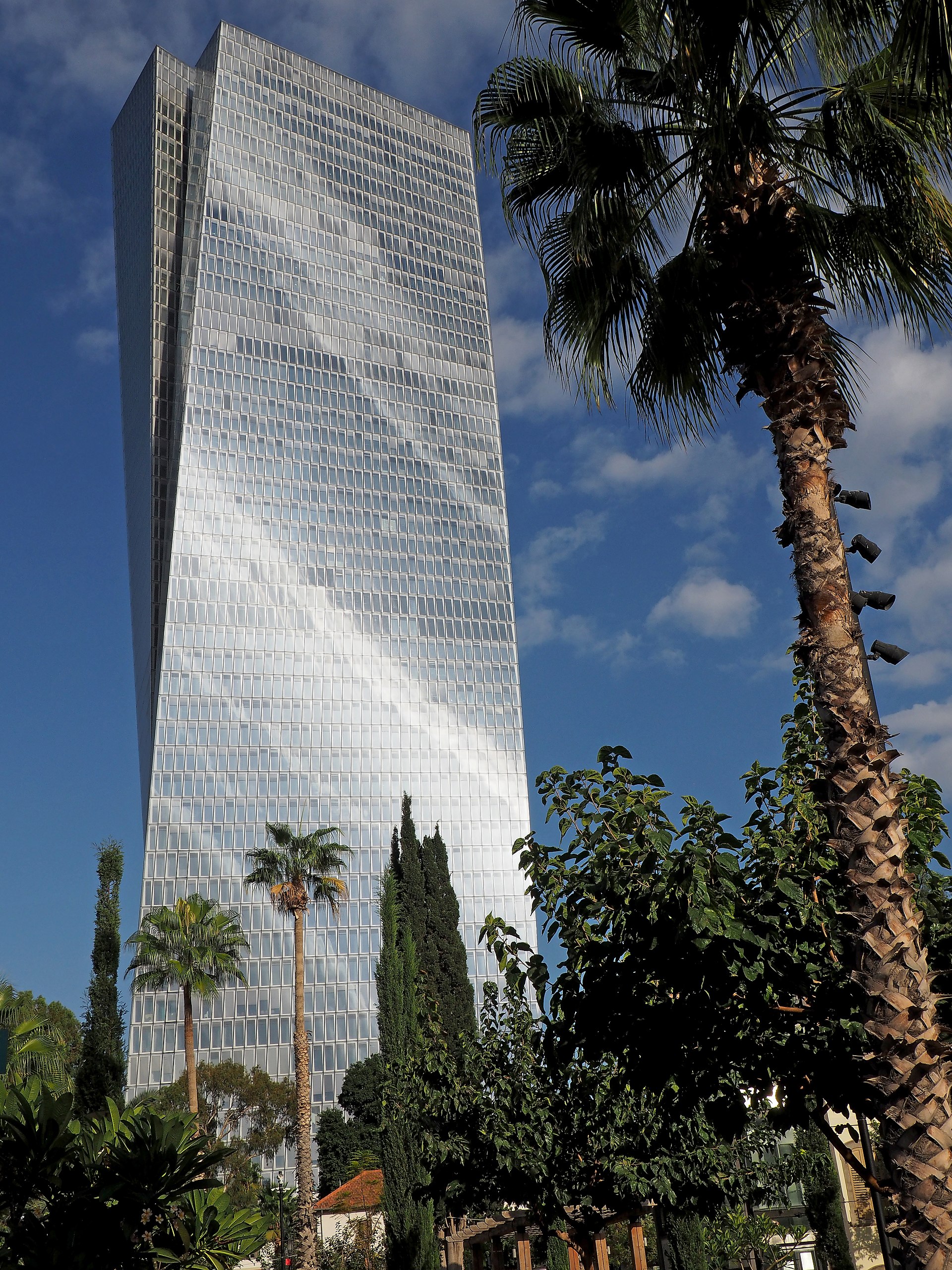 Torre Azriely Sarona en Tel Aviv