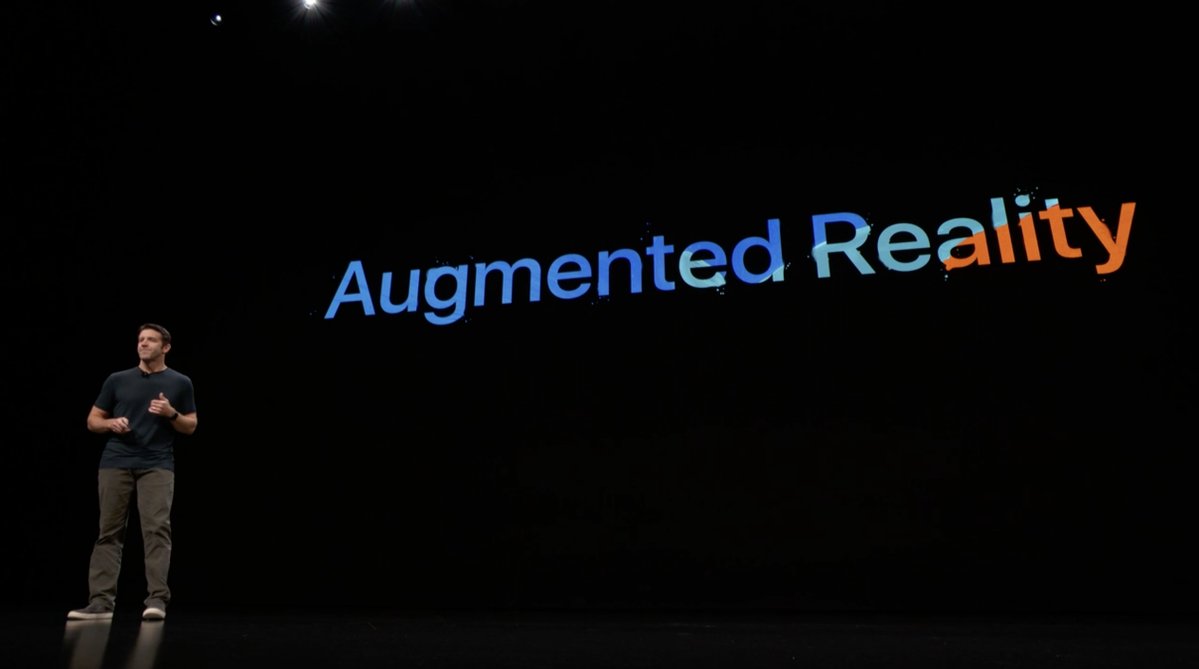 Realidad aumentada: Evento de presentación del iPad Pro todo pantalla, del Mac mini y del MacBook Air Retina