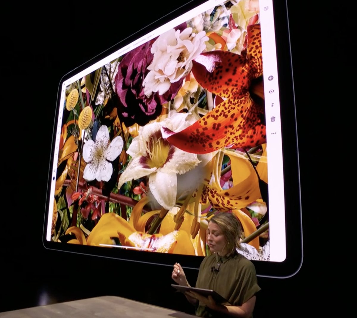 Photoshop completo en iPad Pro todo pantalla: Evento de presentación del iPad Pro todo pantalla, del Mac mini y del MacBook Air Retina