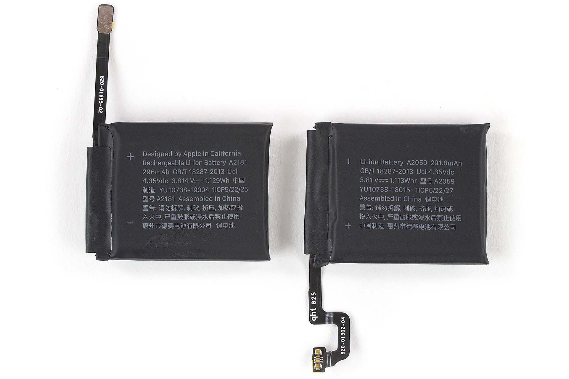 Batería del Apple Watch series 4 (derecha) y series 5 (izquierda)