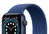 Correa Solo Loop sin cierre en un Apple Watch Series 6 azul
