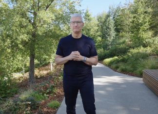 Tim Cook en el Apple Park