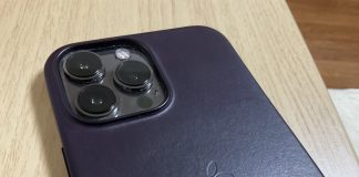 iPhone 13 Pro Max con funda de piel de color cerezo