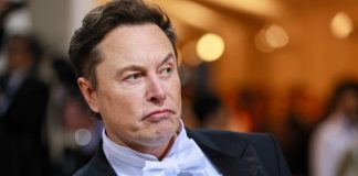 Elon Musk en la gala Met