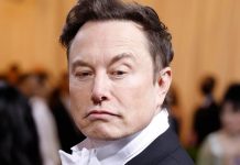 Elon Musk en la gala Met