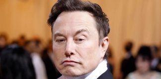 Elon Musk en la gala Met
