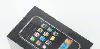 iPhone original subastado por por casi 55.000 dólares