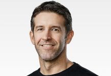 John Ternus es también el máximo encargado del equipo de diseño John Ternus, responsable de hardware en Apple