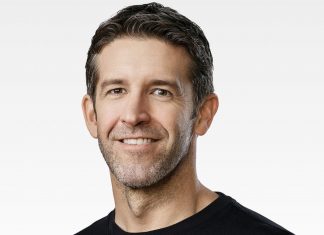 John Ternus, responsable de hardware en Apple