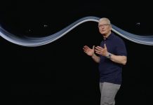 Tim Cook presentando las Vision Pro