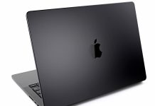 MacBook Pro Space Black o negro espacial, aunque en realidad debería llamarse simplemente gris oscuro