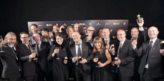 Antiguo equipo de diseño de Apple al completo, con Jony Ive a la cabeza. Ha llovido mucho desde estos días.