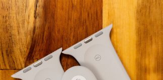 Correa de Apple Watch prototipada para Jony Ive, llamada Cloud. El I50 es por el 50 aniversario de Ive. Esta es una de las diez que se hicieron