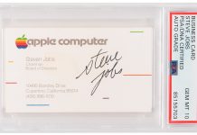 Tarjeta de visita de Steve Jobs firmada por él mismo