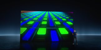 Una de las capas OLED de la pantalla Tandem OLED del iPad Pro con M4