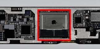 Un M2 en la placa base de un iPad Air