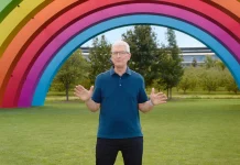 Tim Cook durante la presentación del iPhone 16