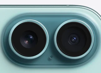 El primer, segundo y tercer puesto de los smartphones más vendidos del tercer trimestre del 2025 son todos iPhone 16 Cámaras traseras del iPhone 16 dispuestas en posición horizontal para grabar spatial video o video espacial