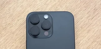 Prototipo de iPhone 16 Pro Max con iOS 18.1