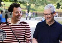 Jimmy Fallon entrevistando a Tim Cook en Nueva York con motivo del lanzamiento del iPhone 16