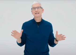Tim Cook presentando el iPhone 16e