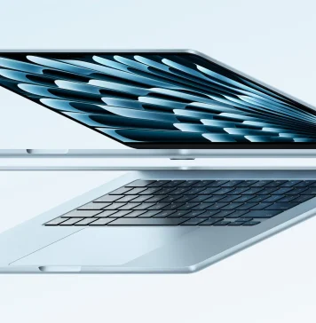 MacBook Air con M4 en color azul cielo