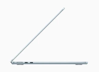MacBook Air con M4 en color azul cielo