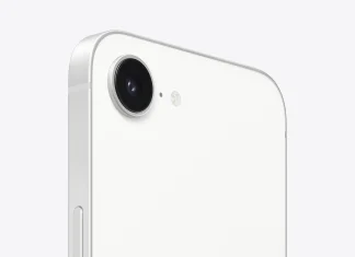 iPhone 16e en blanco, con su única cámara trasera