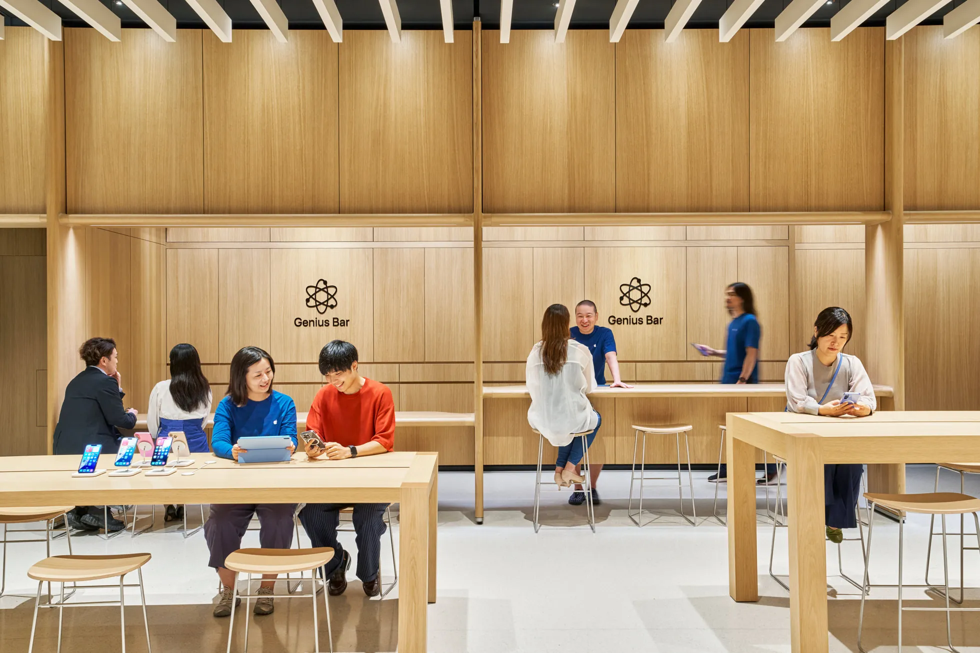 Apple Store de Umeda en Osaka, Japón