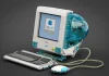 iMac G3 Bondy Blue hecho de LEGO