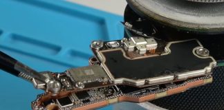 Placas base del iPhone 17 Pro a modo de sandwich