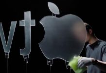 Logo de Apple TV hecho físicamente, para grabarlo después con una cámara y crear así la nueva intro