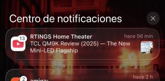 El texto blanco está mucho más contrastado con un fondo oscuro, permitiendo que las notificaciones utilicen la interfaz transparente de Liquid Glass sin problemas de legibilidad
