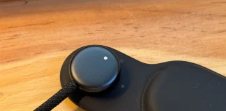 Vision Pro en negro, probablemente un prototipo que demuestra que la idea de usar otros colores se ha considerado