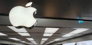 Apple Store de Westfield Parquesur con un enorme logo de Apple