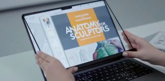 Accesorio de Intricuit que permite convertir una pantalla de MacBook en pantalla táctil